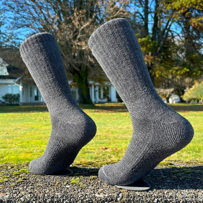 Baby Alpaca Hiking Socks – Crew – Charcoal Grey